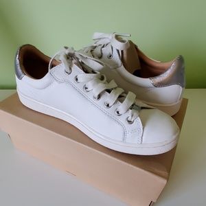 Ugg Milo womens white sneakers shoes 9.5 NEW